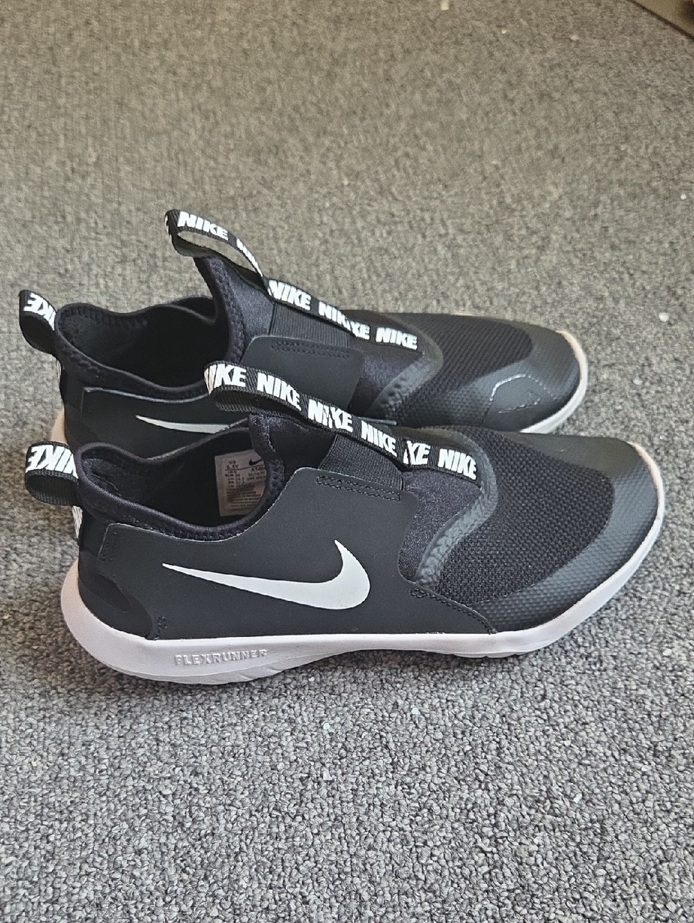 Nike Flex Runner Slip-On Athletic Shoes